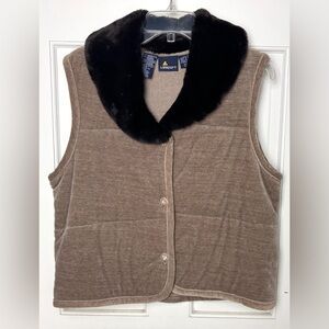 Vintage Liz Claiborne Lizsport Velour Beige Taupe Brown Vest Faux Fur Collar S